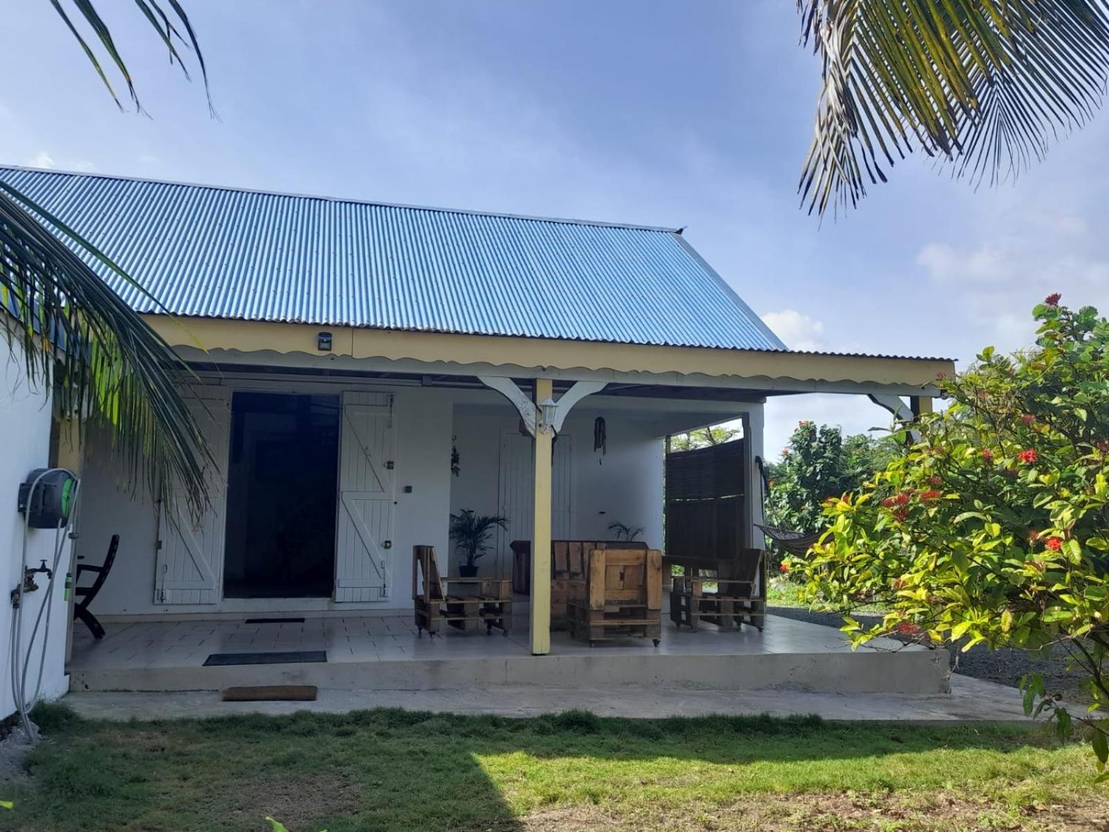Maison Bord De A 100 M